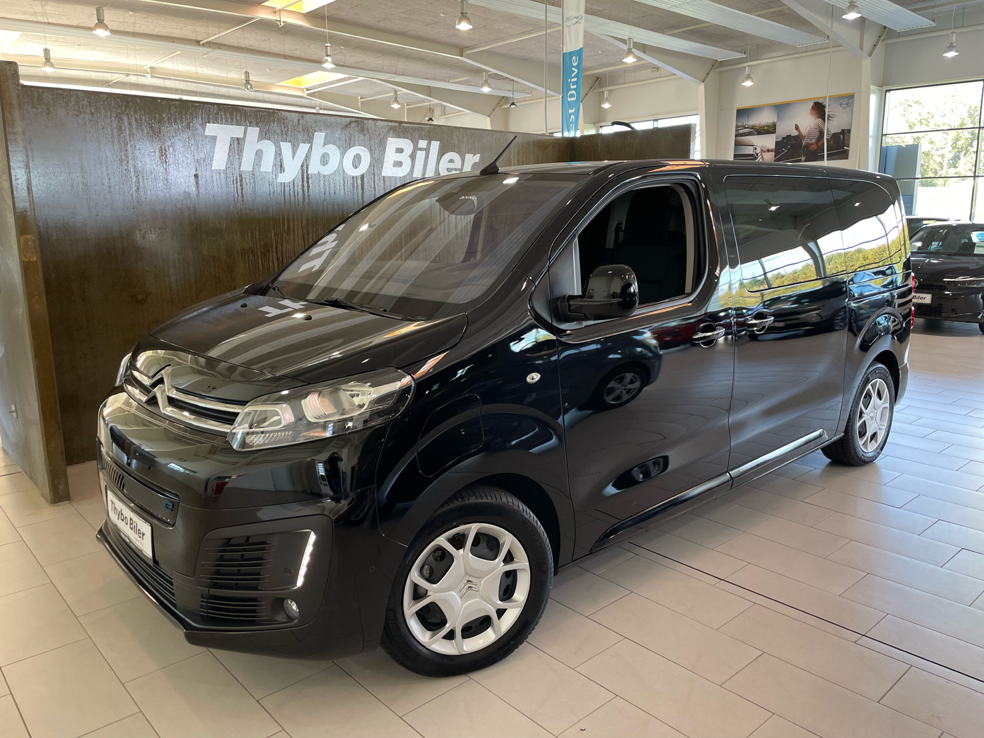 Billede af Citroën e-Spacetourer L2 EL Business 136HK Aut.