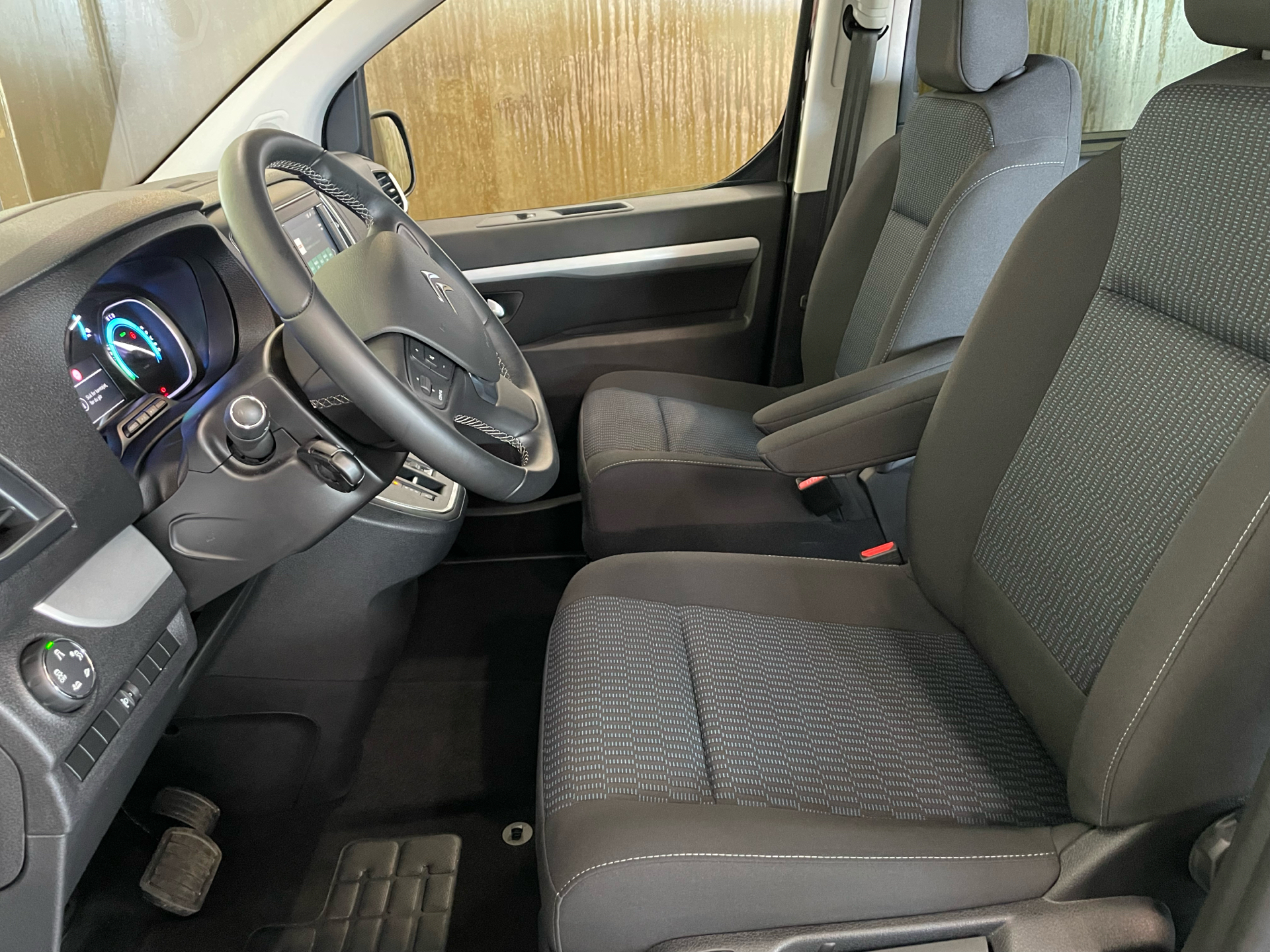 Billede af Citroën e-Spacetourer L2 EL Business 136HK Aut.