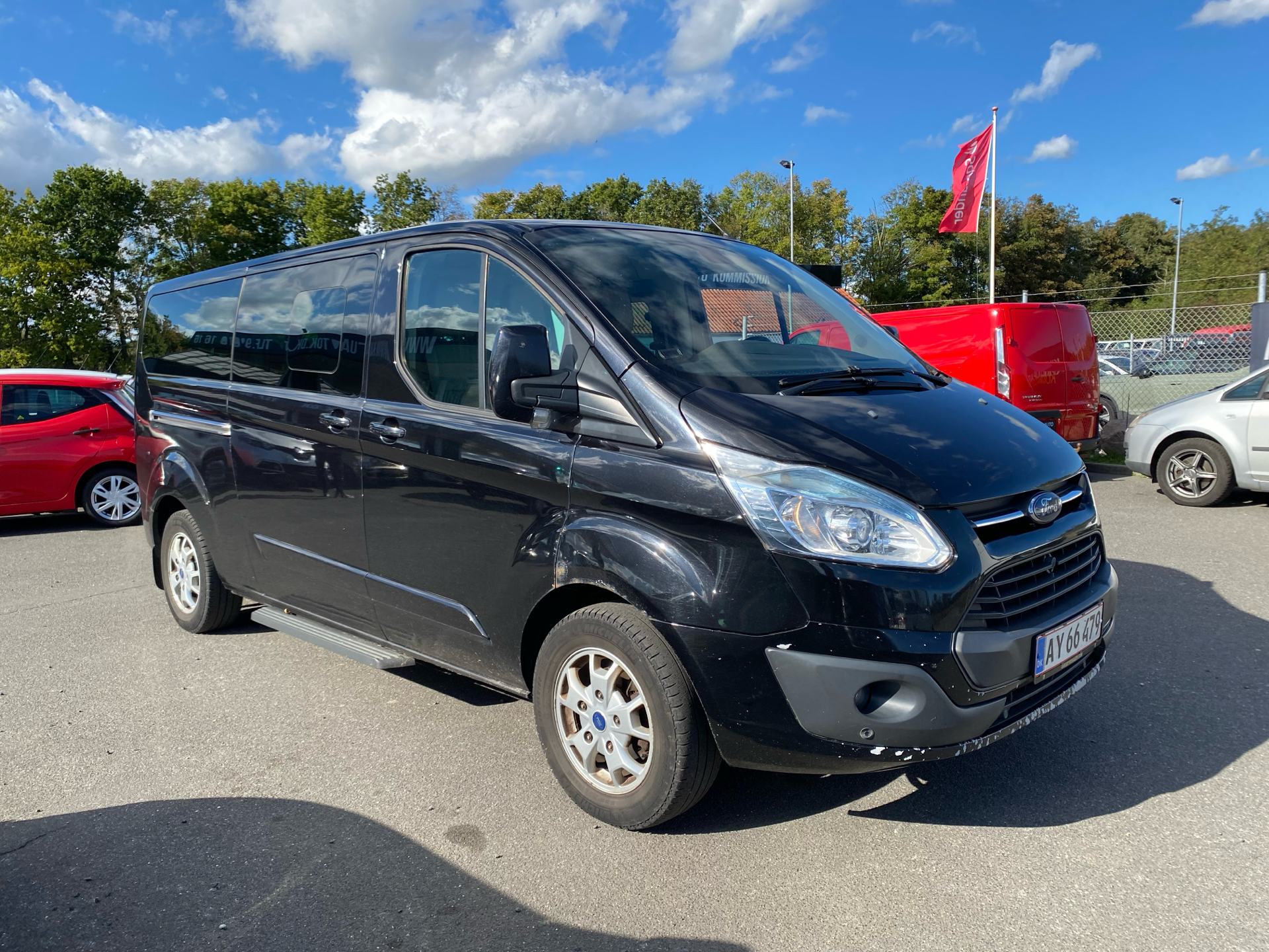 Billede af Ford Tourneo Custom 300 S 2,2 TDCi Titanium 125HK 6g