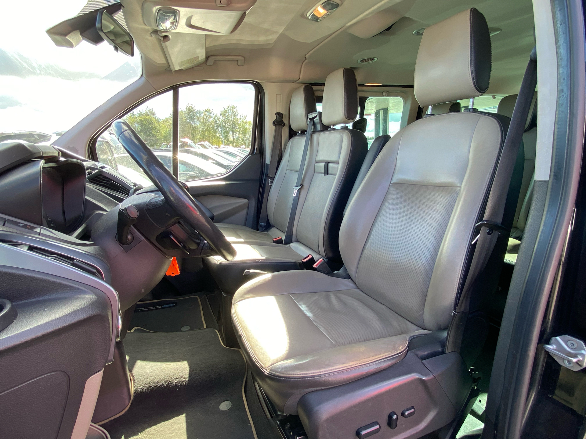 Billede af Ford Tourneo Custom 300 S 2,2 TDCi Titanium 125HK 6g