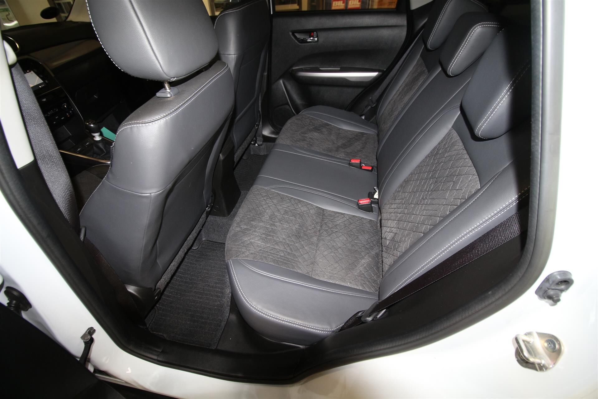 Billede af Suzuki Vitara 1,4 Boosterjet  Mild hybrid Adventure 129HK 5d 6g