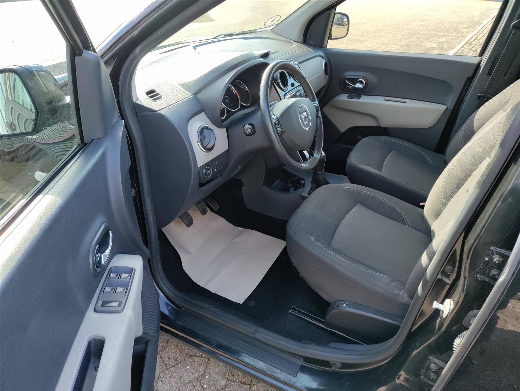 Billede af Dacia Lodgy 7 Sæder 1,5 DCi Lauréate 90HK