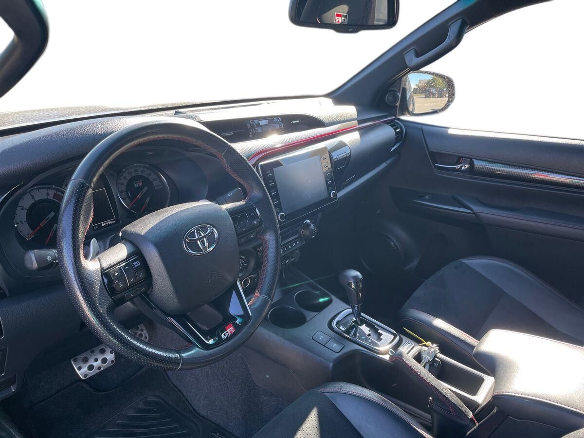 Billede af Toyota HiLux Dobb.Kab. 2,8 D-4D GR Sport AWD 204HK DobKab Aut.