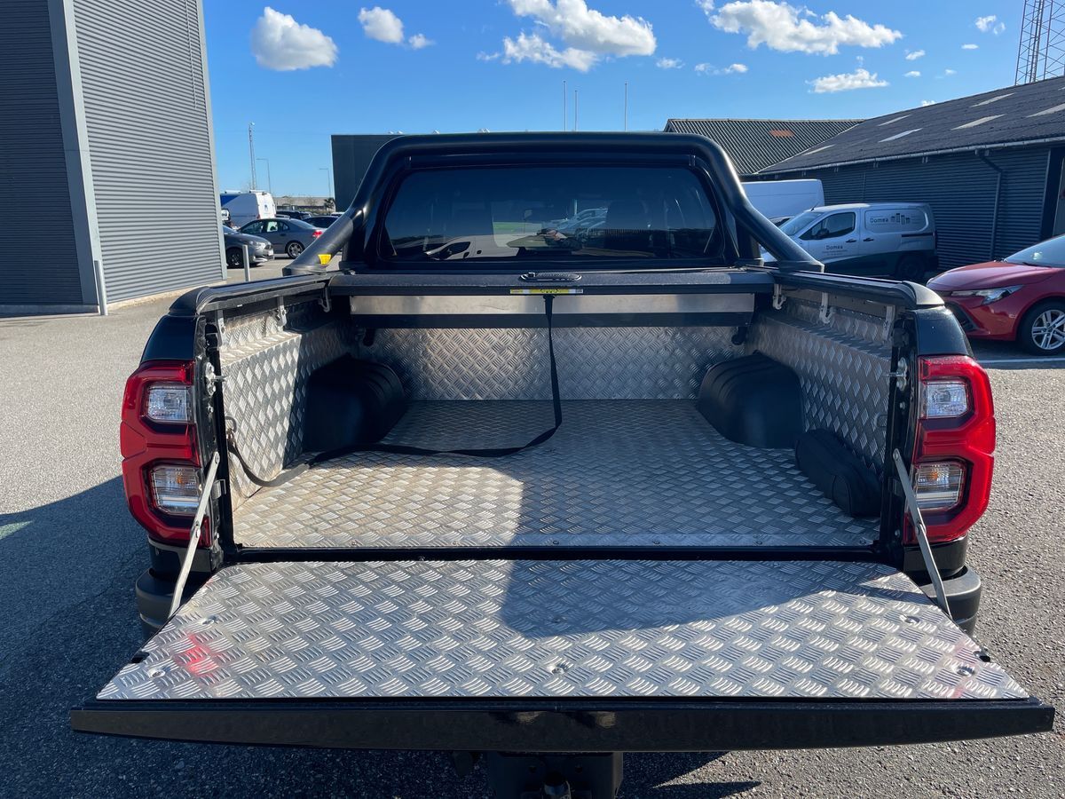 Billede af Toyota HiLux Dobb.Kab. 2,8 D-4D GR Sport AWD 204HK DobKab Aut.