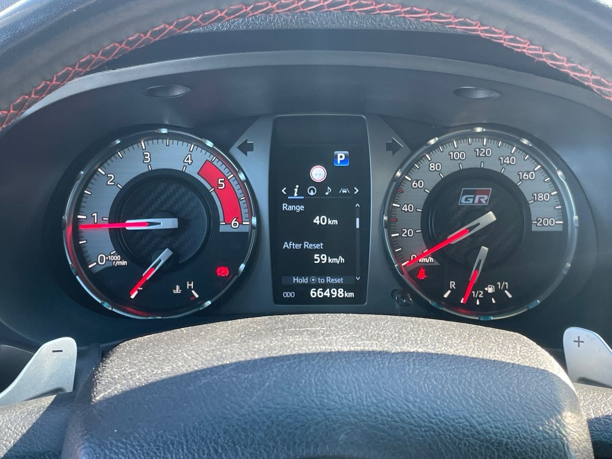 Billede af Toyota HiLux Dobb.Kab. 2,8 D-4D GR Sport AWD 204HK DobKab Aut.