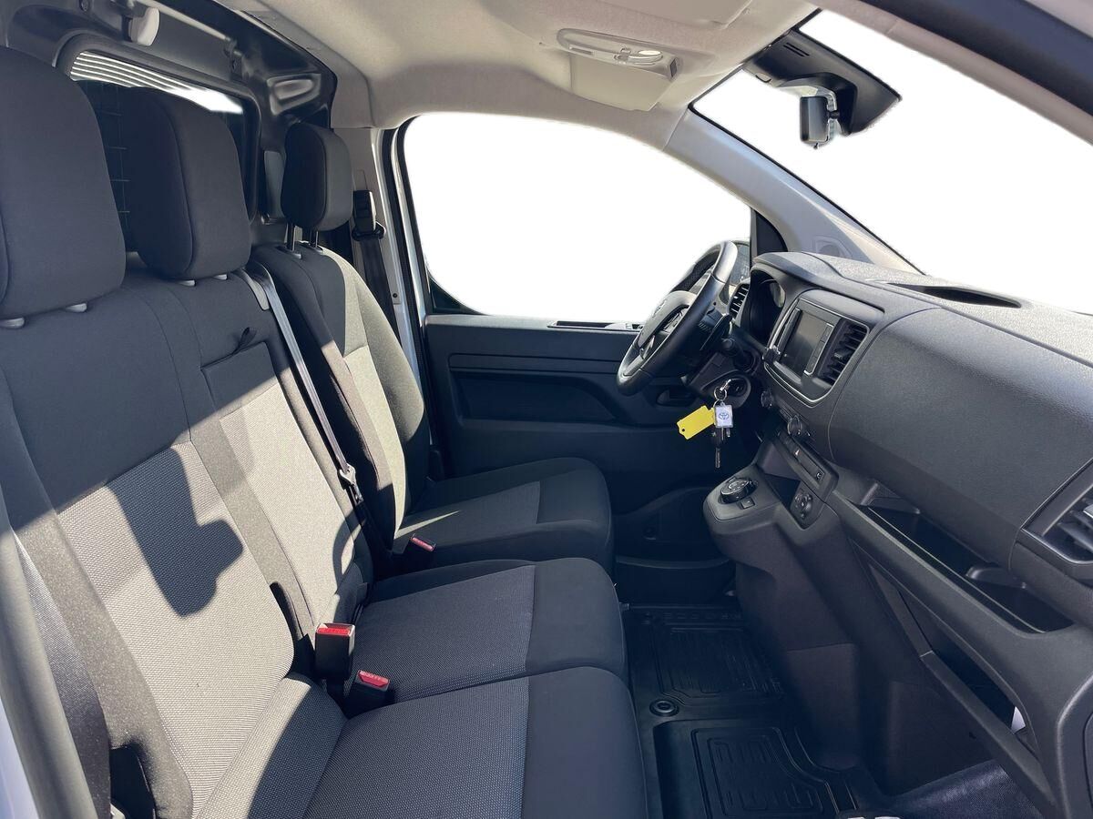 Billede af Toyota Proace Long 2,0 D Comfort Master To skydedør adskill SmartCargo 144HK Van 8g Aut.