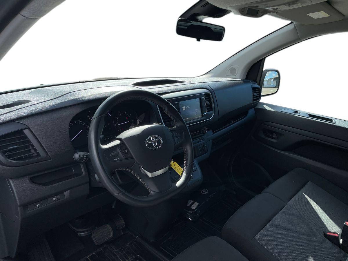 Billede af Toyota Proace Long 2,0 D Comfort Master To skydedør adskill SmartCargo 144HK Van 8g Aut.