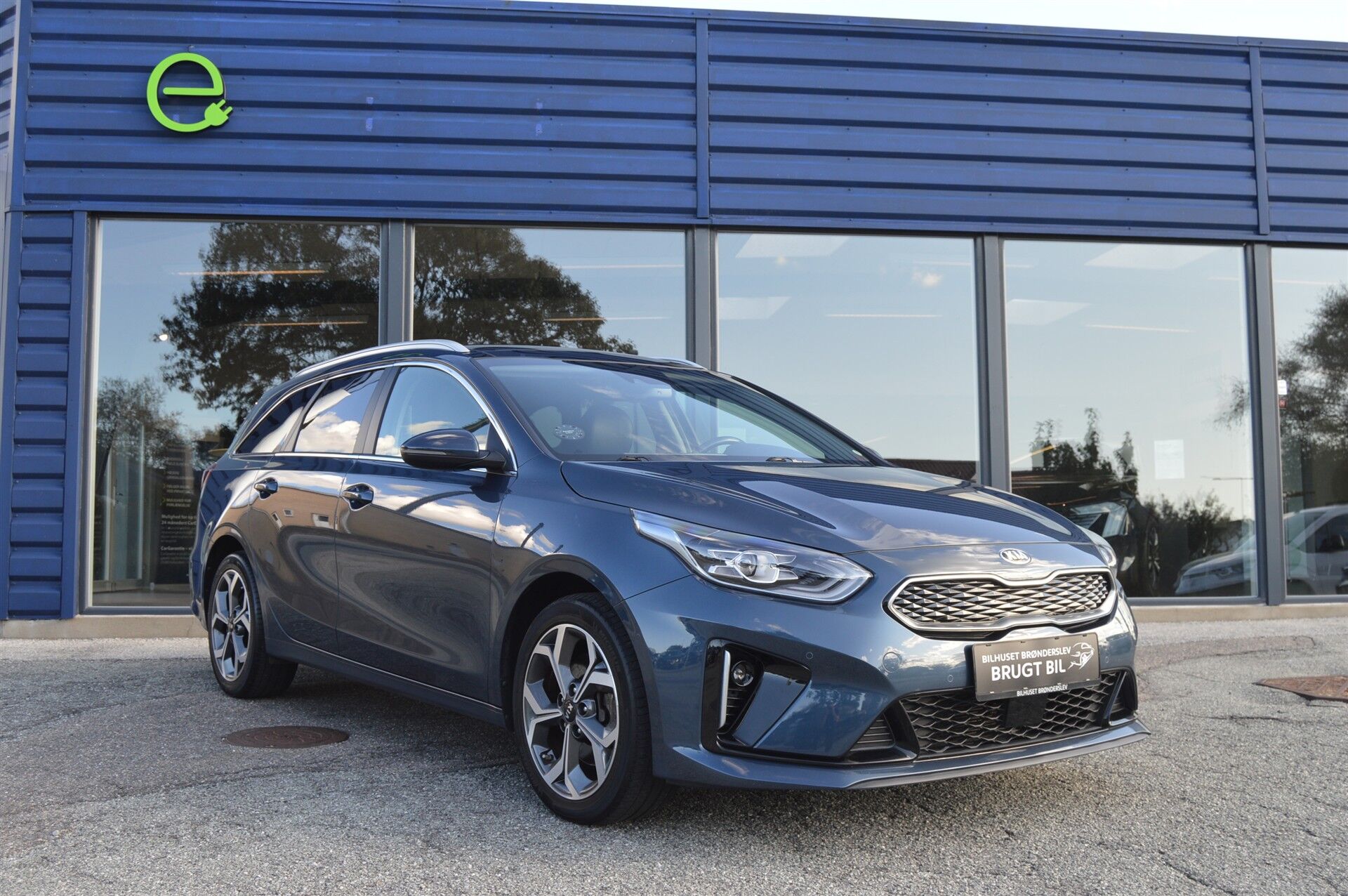 Billede af Kia Ceed SW 1,6 GDI PHEV  Plugin-hybrid Upgrade DCT 141HK Stc 6g Aut.