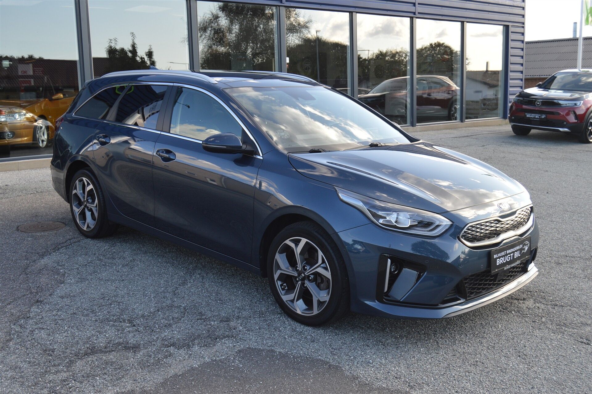 Billede af Kia Ceed SW 1,6 GDI PHEV  Plugin-hybrid Upgrade DCT 141HK Stc 6g Aut.