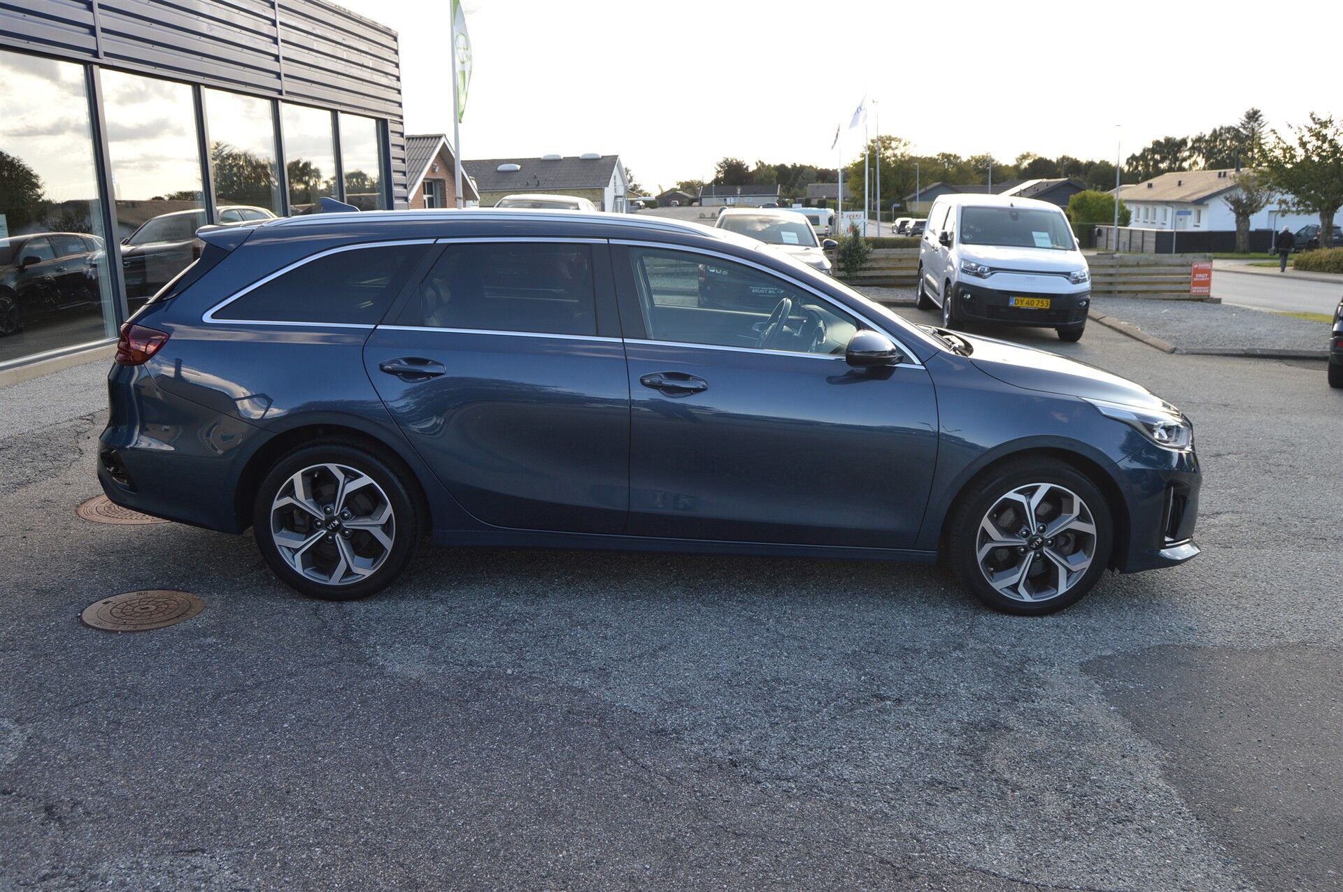 Billede af Kia Ceed SW 1,6 GDI PHEV  Plugin-hybrid Upgrade DCT 141HK Stc 6g Aut.