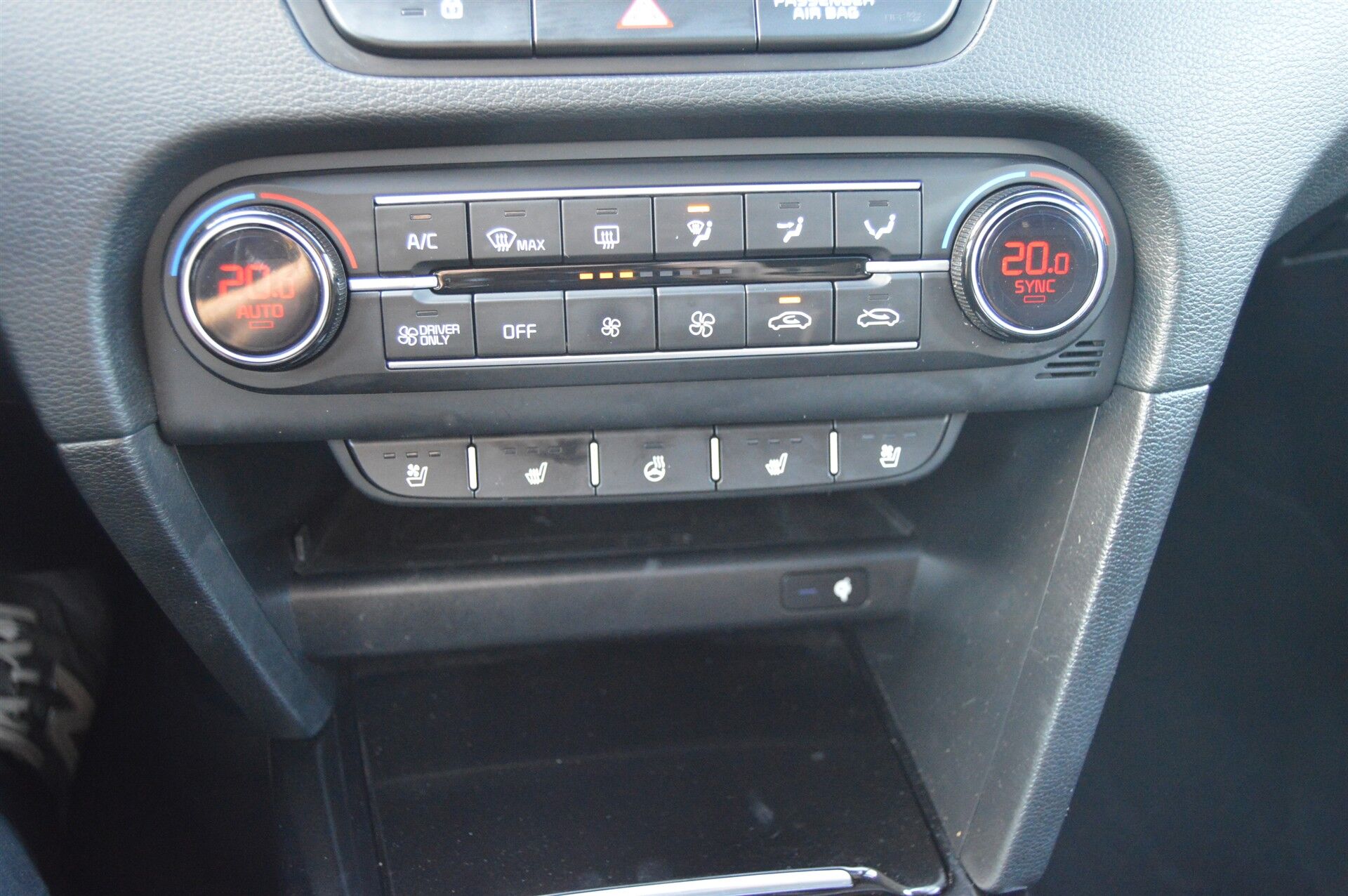 Billede af Kia Ceed SW 1,6 GDI PHEV  Plugin-hybrid Upgrade DCT 141HK Stc 6g Aut.