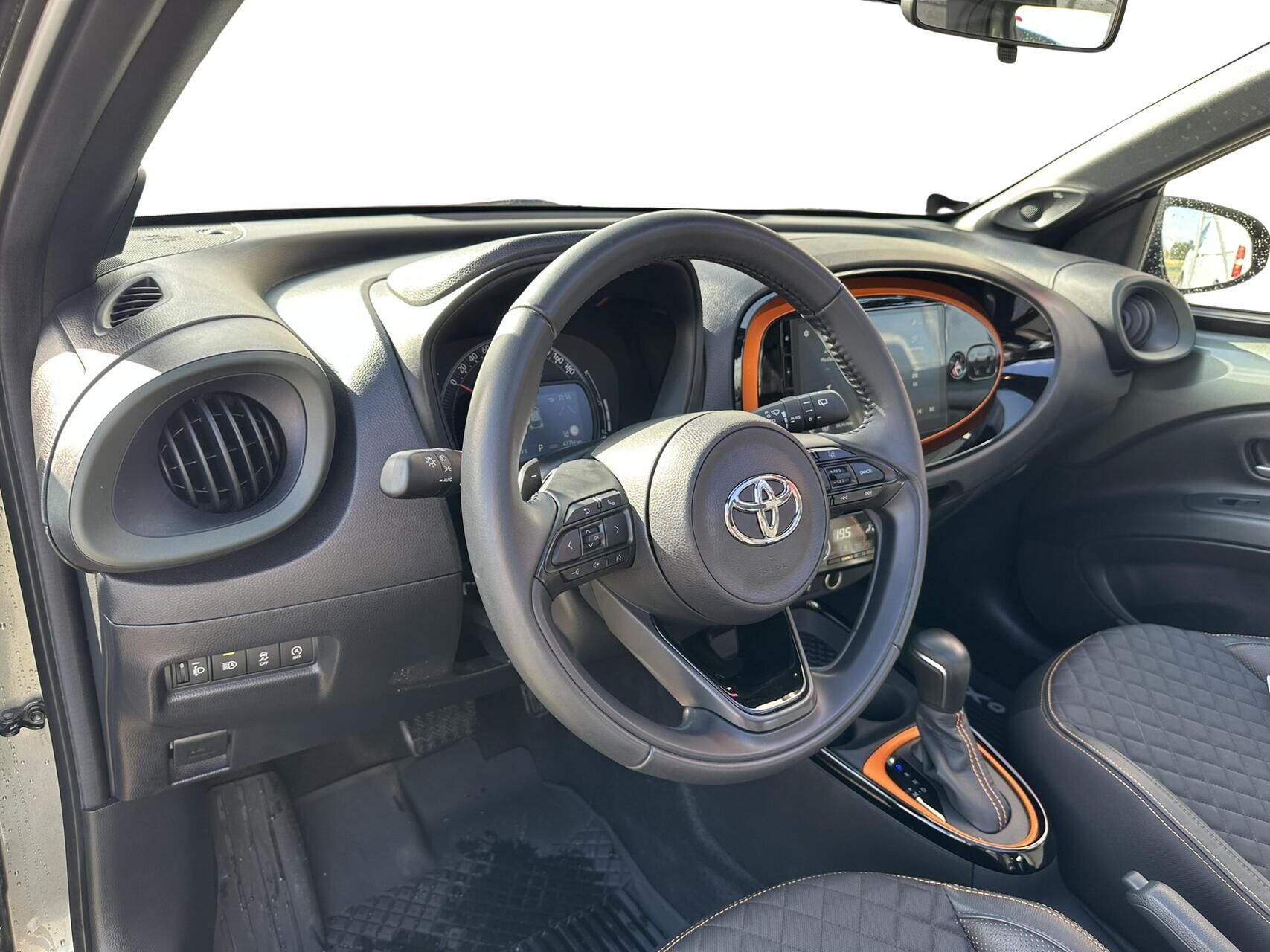 Billede af Toyota Aygo X 1,0 VVT-I Air Limited 72HK 5d Aut.