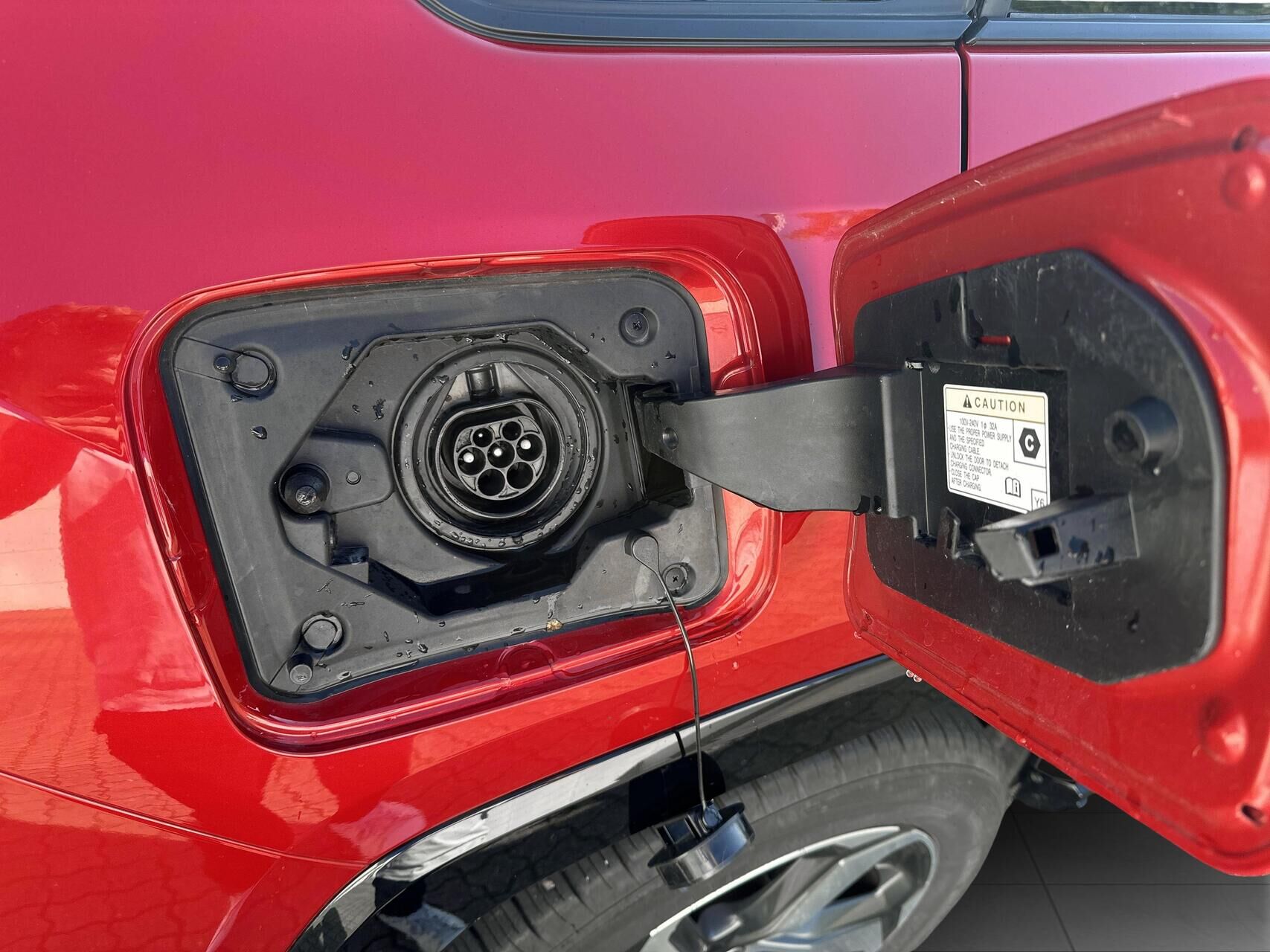 Billede af Toyota RAV4 Plug-in 2,5 Plugin-hybrid Active Comfort AWD 306HK 5d 6g Aut.