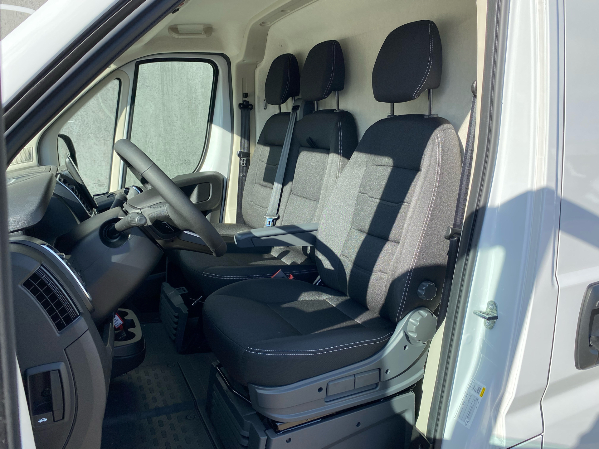 Billede af Fiat Ducato 35M L2H2 2,2 Multijet Pro+ 180HK Van 8g Aut.