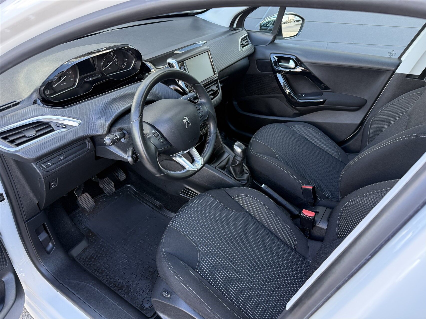 Billede af Peugeot 208 1,5 BlueHDi Prestige 100HK 5d
