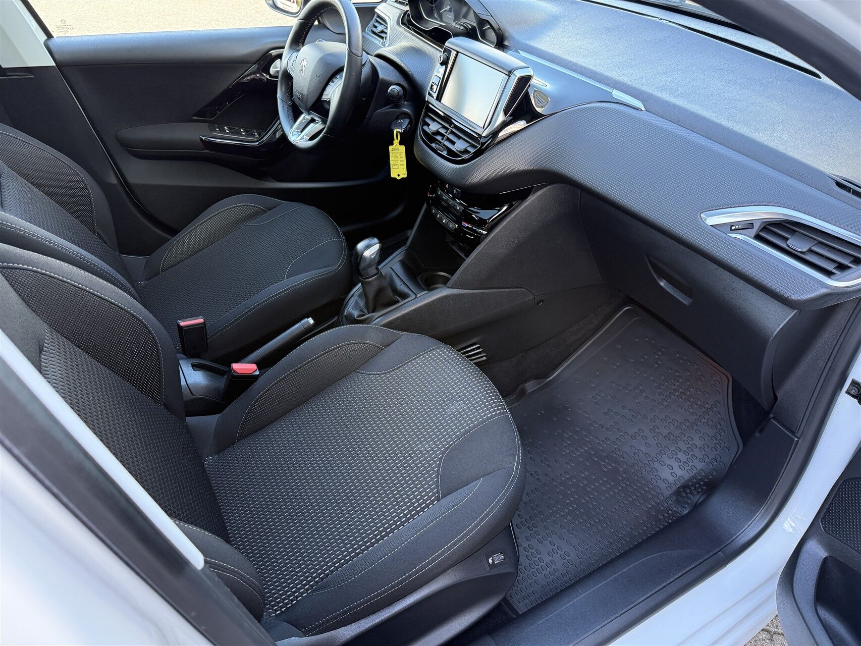 Billede af Peugeot 208 1,5 BlueHDi Prestige 100HK 5d