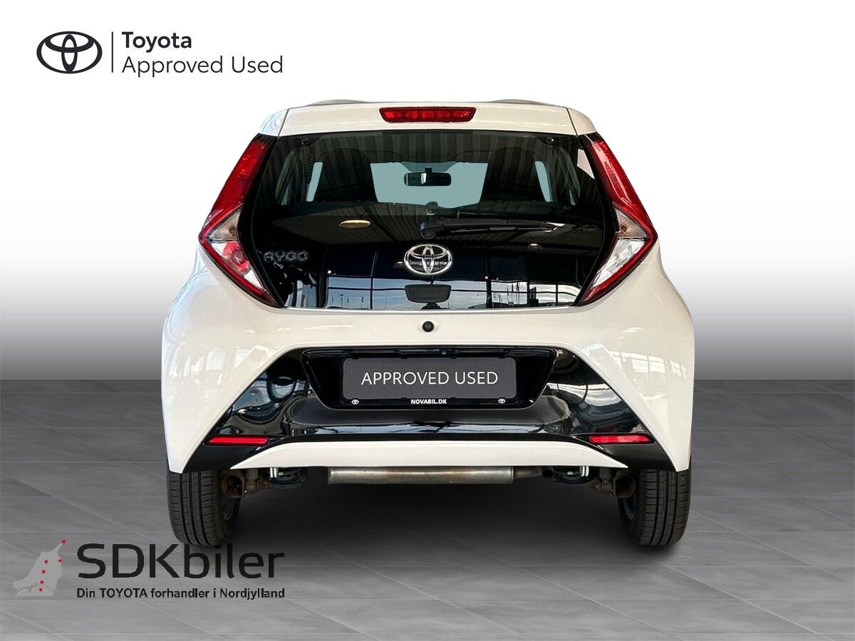 Billede af Toyota Aygo 1,0 VVT-I X-plore DAB+ 72HK 5d
