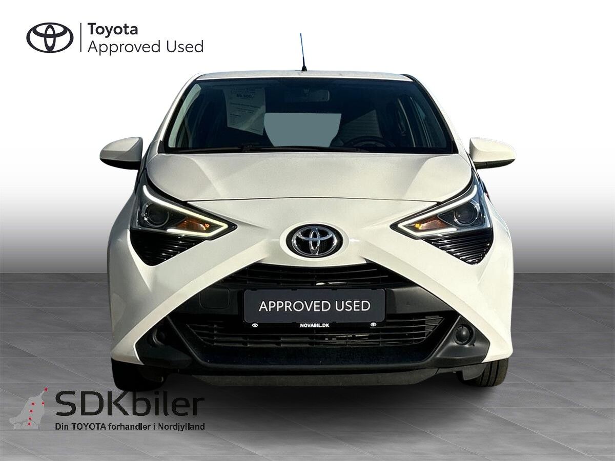 Billede af Toyota Aygo 1,0 VVT-I X-plore DAB+ 72HK 5d