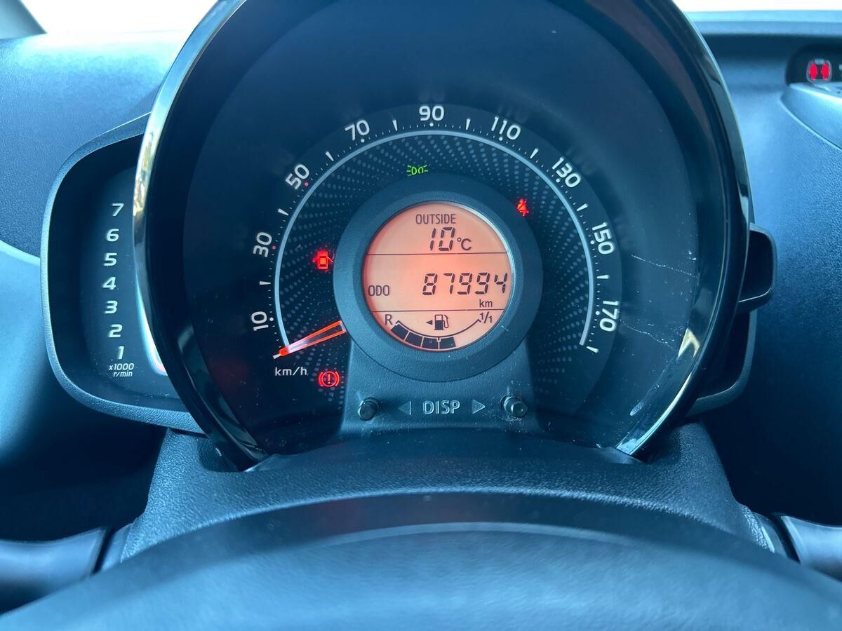 Billede af Toyota Aygo 1,0 VVT-I X-plore DAB+ 72HK 5d