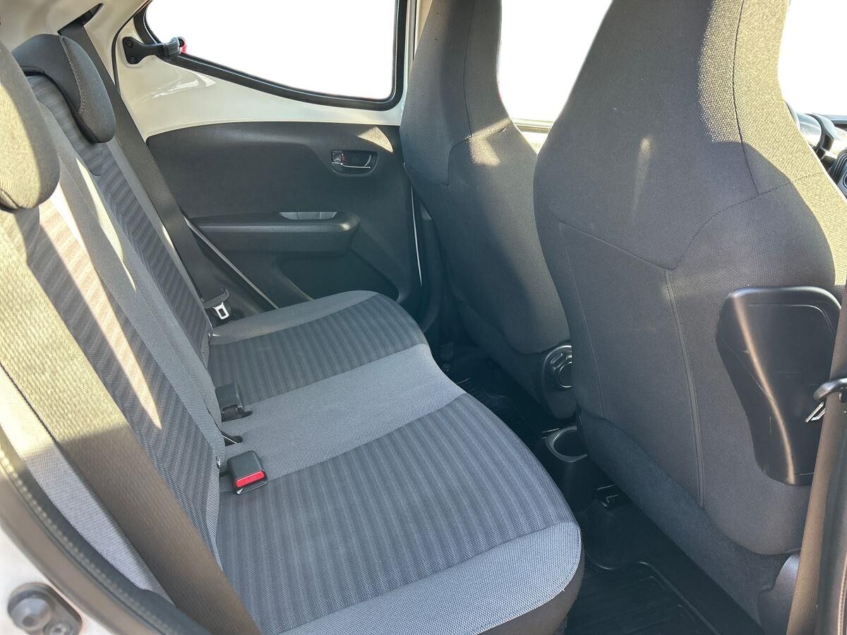 Billede af Toyota Aygo 1,0 VVT-I X-plore DAB+ 72HK 5d