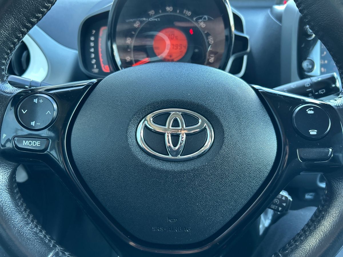 Billede af Toyota Aygo 1,0 VVT-I X-plore DAB+ 72HK 5d