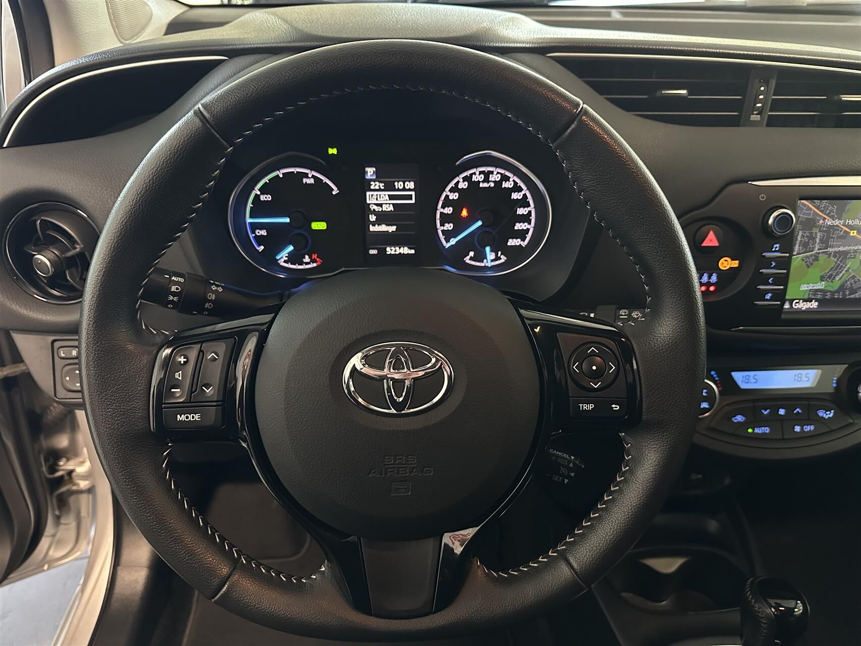 Billede af Toyota Yaris 1,5 B/EL H2 Premium E-CVT 100HK 5d Trinl. Gear