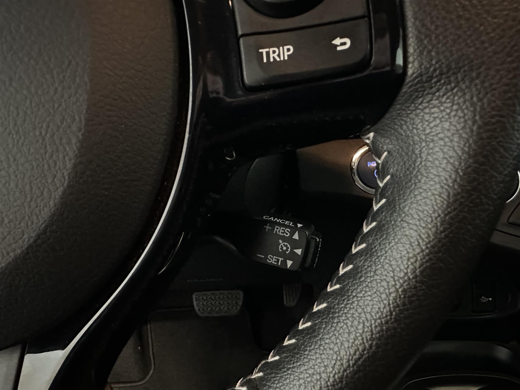 Billede af Toyota Yaris 1,5 B/EL H2 Premium E-CVT 100HK 5d Trinl. Gear