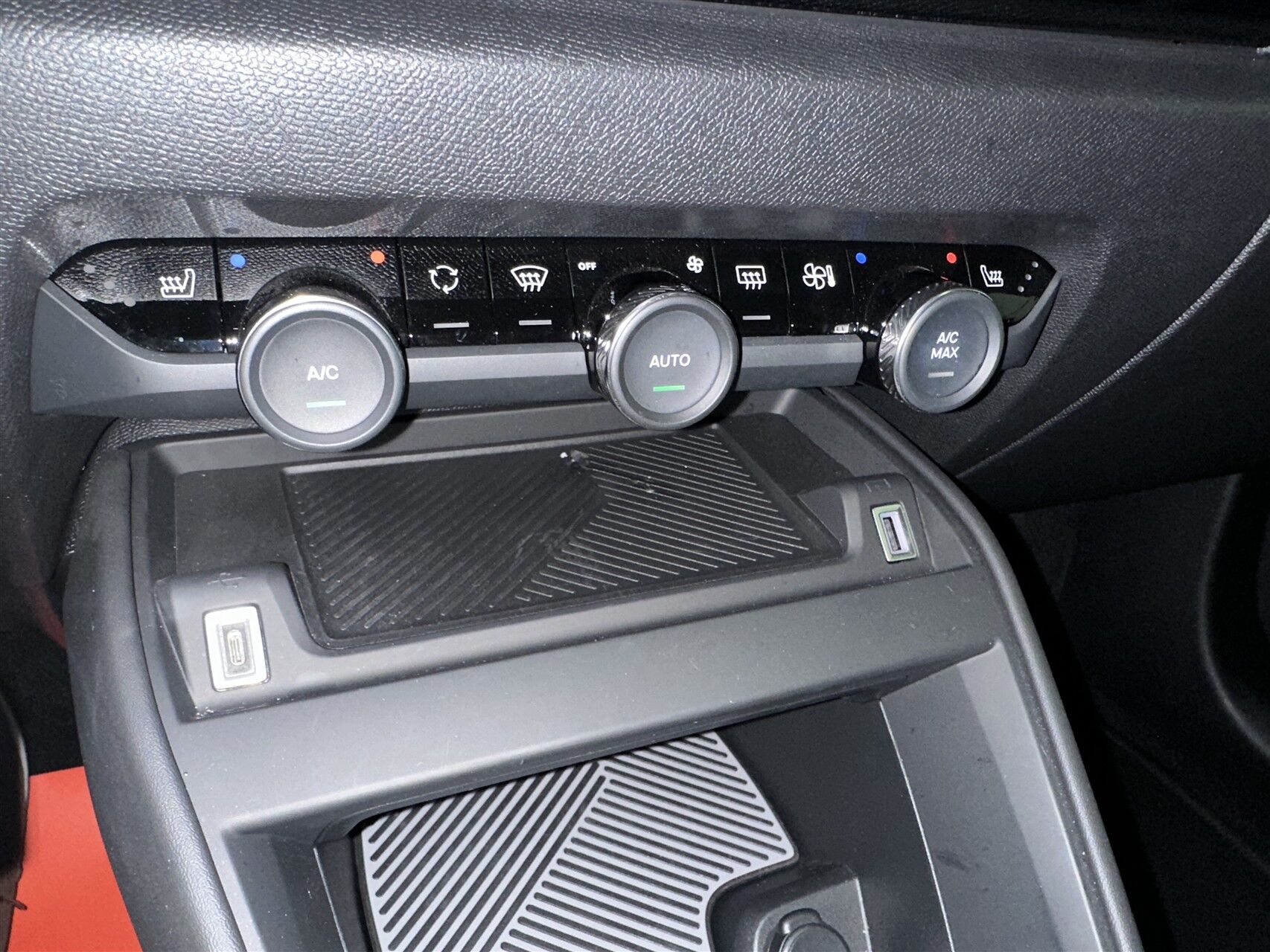 Billede af Citroën C4 1,2 PureTech Iconic 100HK 5d
