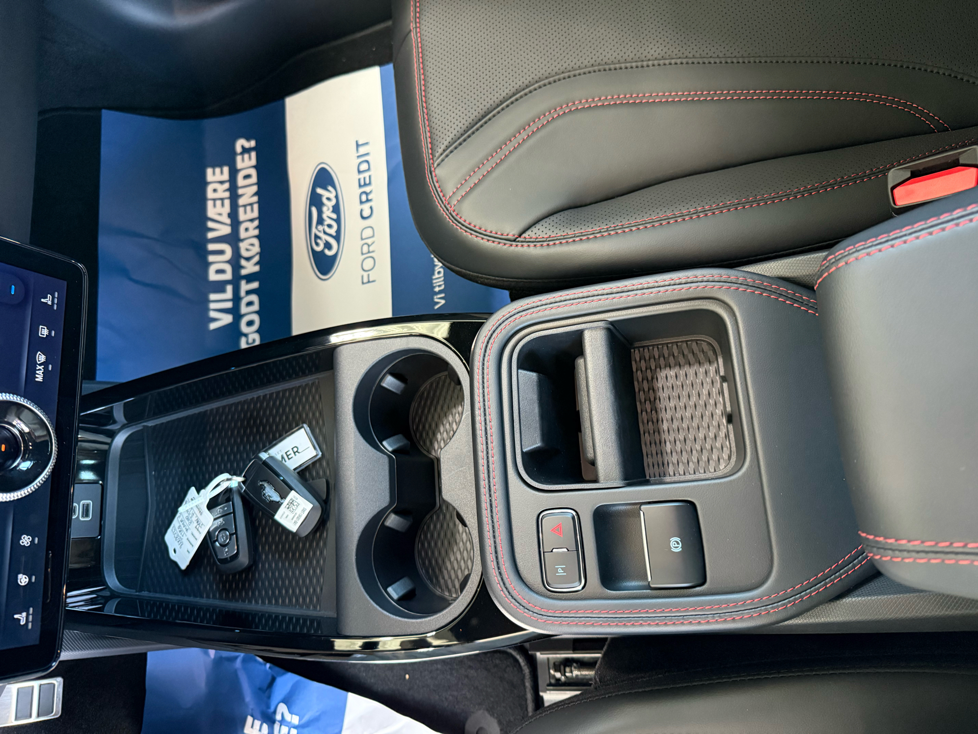 Billede af Ford Mustang Mach-E EL UR Premium AWD 375HK 5d Aut.