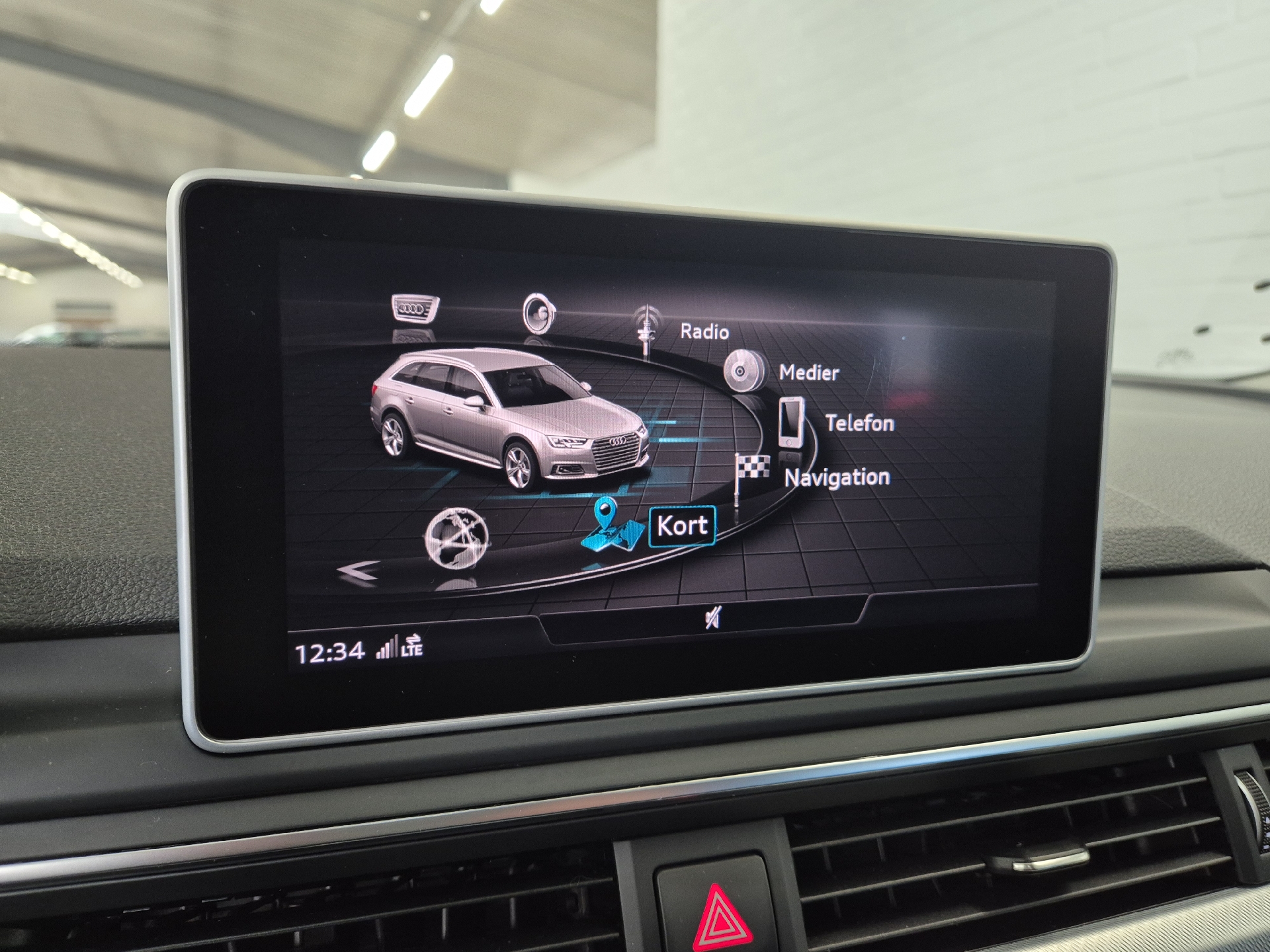 Billede af Audi A4 Avant 2,0 TDI Prestige Sport S Tronic 150HK Stc 7g Aut.