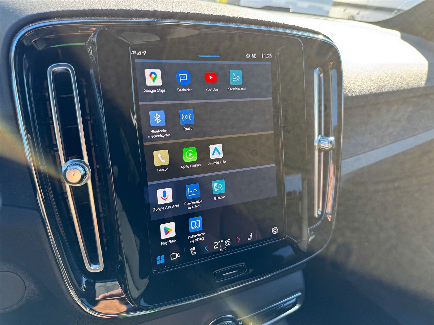 Billede af Volvo XC40 P6 Recharge Core 231HK 5d Aut.
