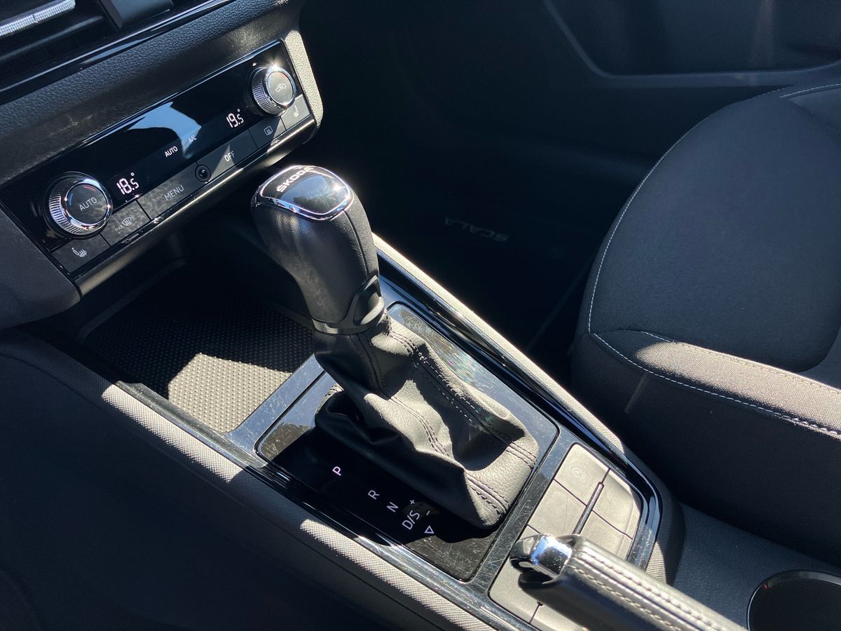 Billede af Skoda Scala 1,0 TSI Dynamic DSG 110HK 5d 7g Aut.