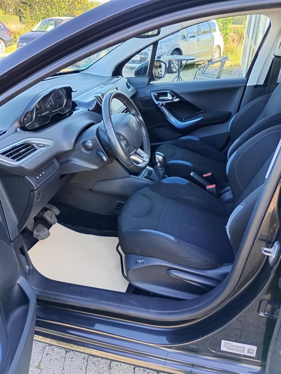 Billede af Peugeot 208 1,6 e-HDi Active 92HK 3d