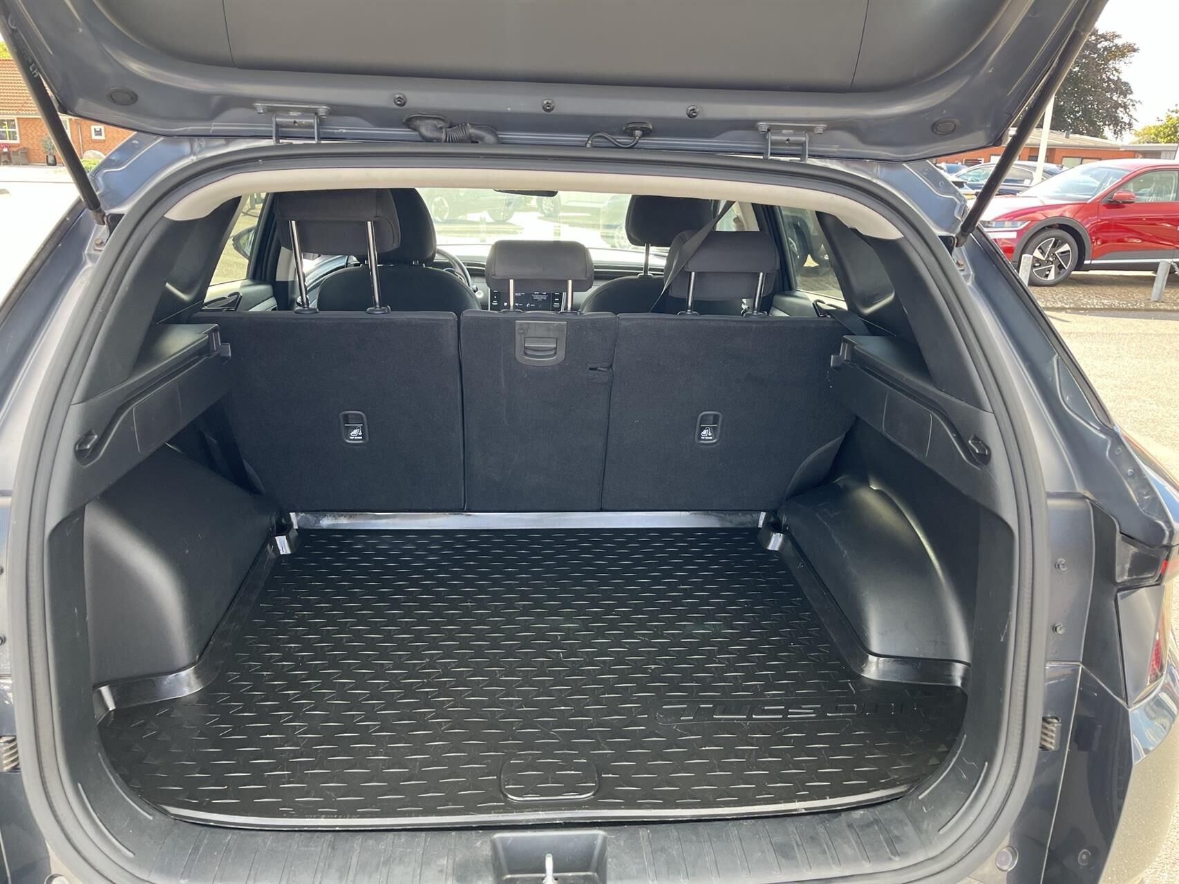 Billede af Hyundai Tucson 1,6 T-GDI  Plugin-hybrid Essential 4WD 265HK 5d 6g Aut.