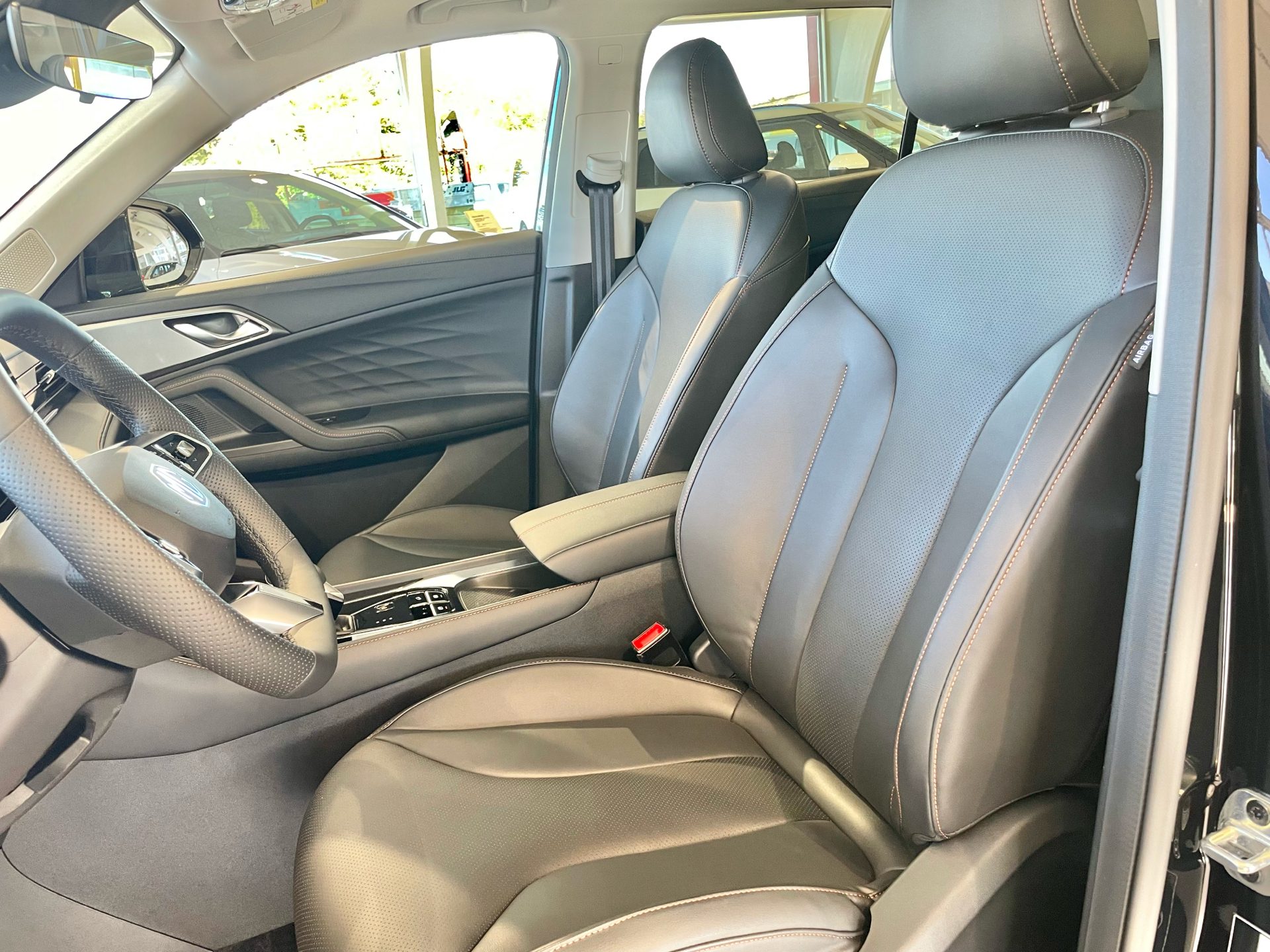 Billede af MG HS 1,5 T GDI  Plugin-hybrid Luxury 272HK 5d Aut.