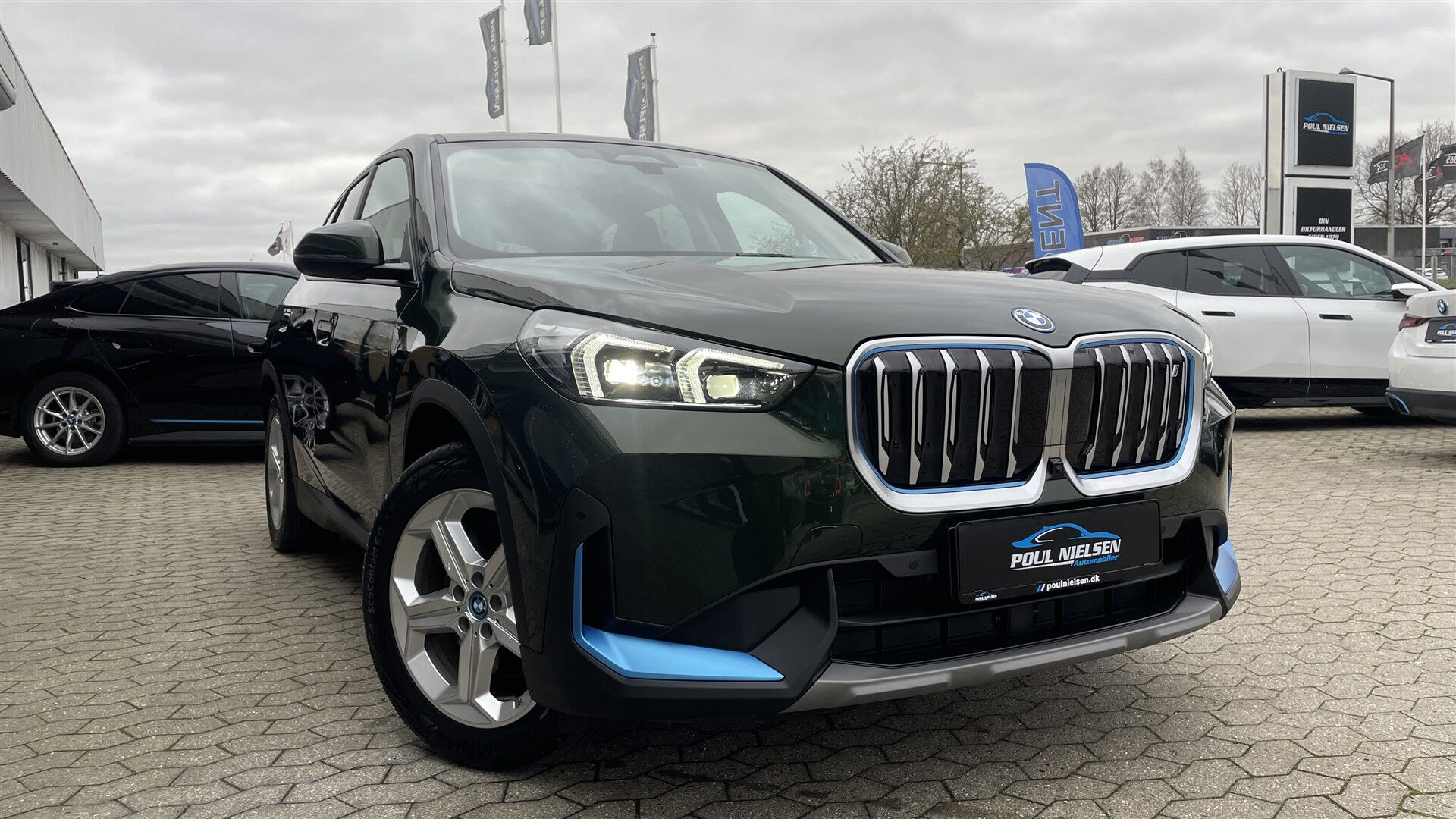Billede af BMW iX1 xDrive30 Fully Charged 4x4 313HK 5d Aut.