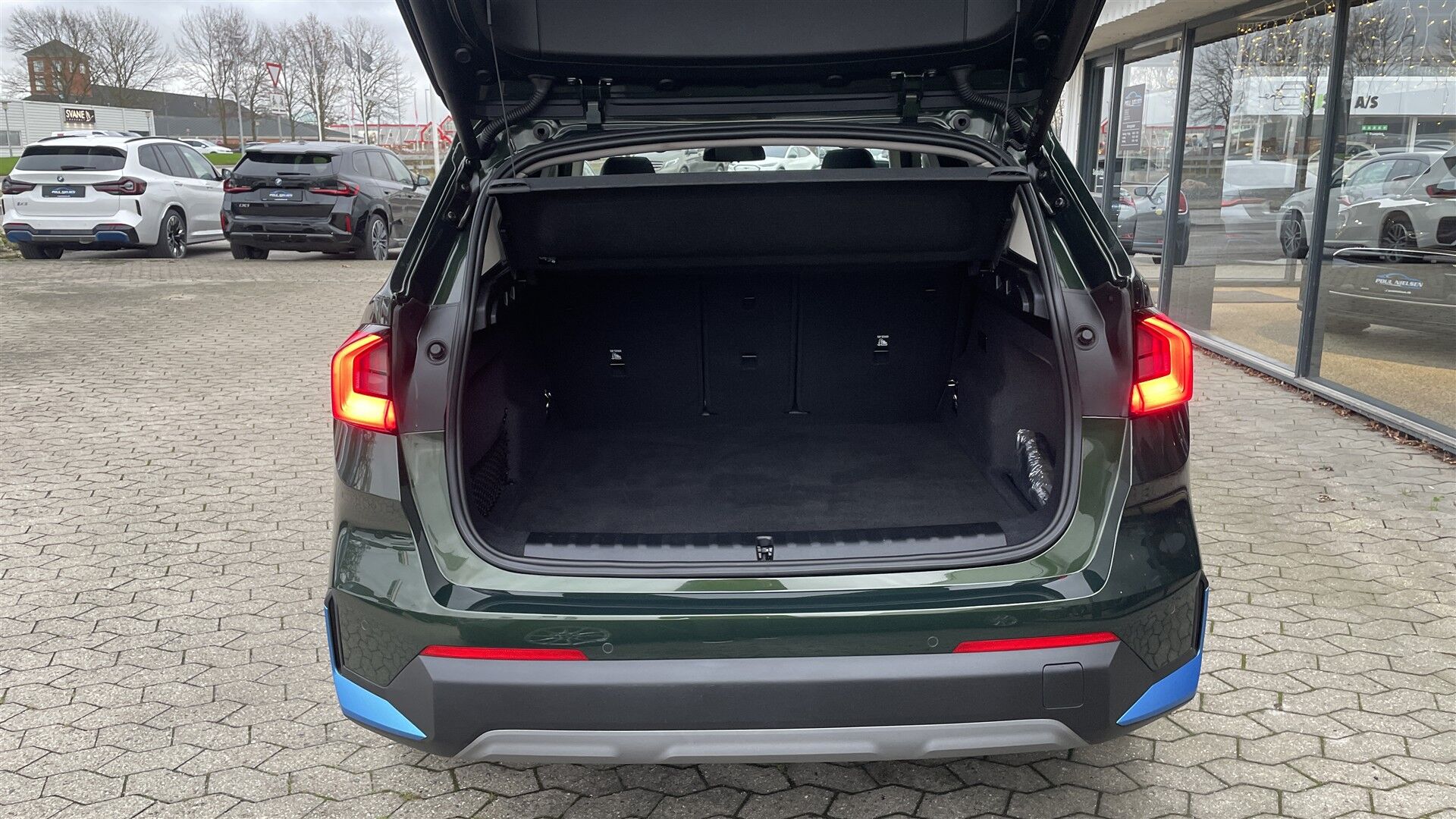 Billede af BMW iX1 xDrive30 Fully Charged 4x4 313HK 5d Aut.