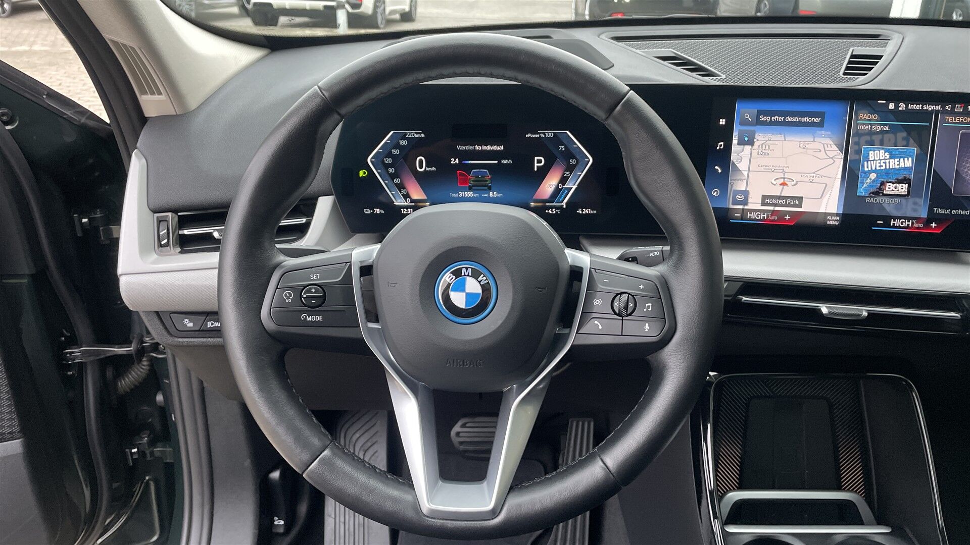 Billede af BMW iX1 xDrive30 Fully Charged 4x4 313HK 5d Aut.