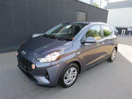 Hyundai i10 1,0 Essential 67HK 5d