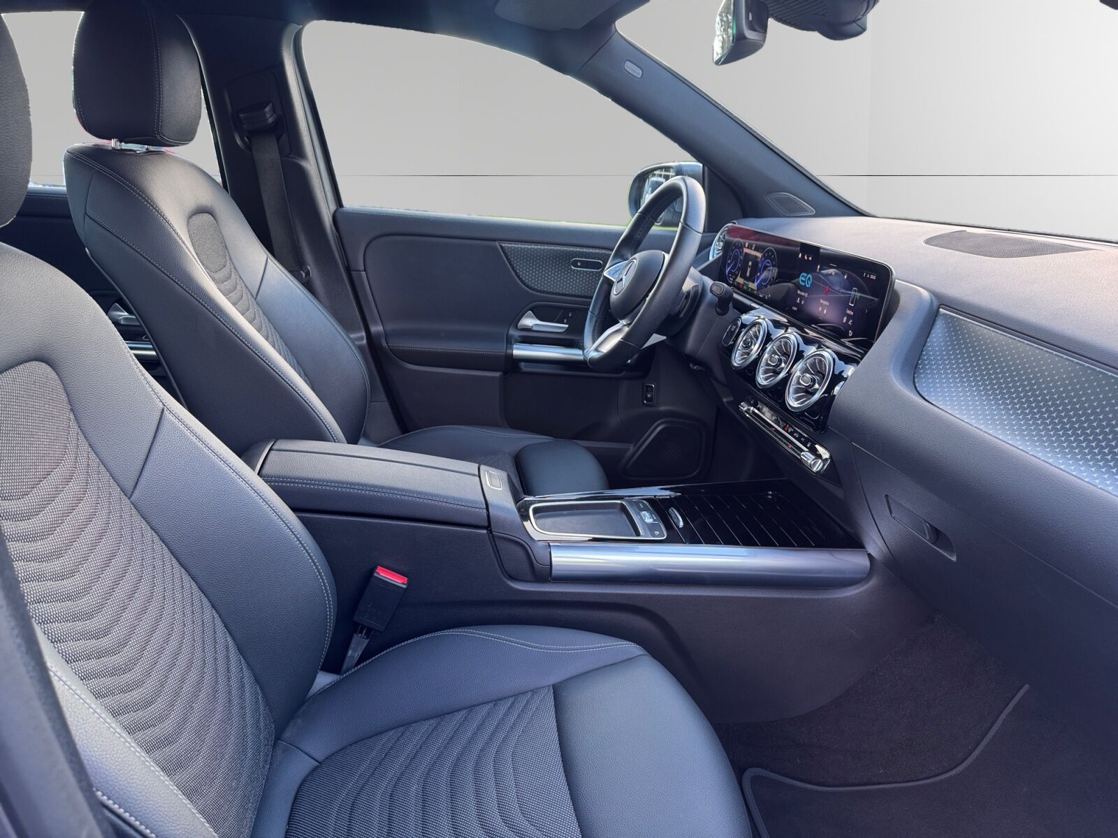 Billede af Mercedes-Benz EQA 300 EL Progressive 4Matic 228HK 5d Aut.