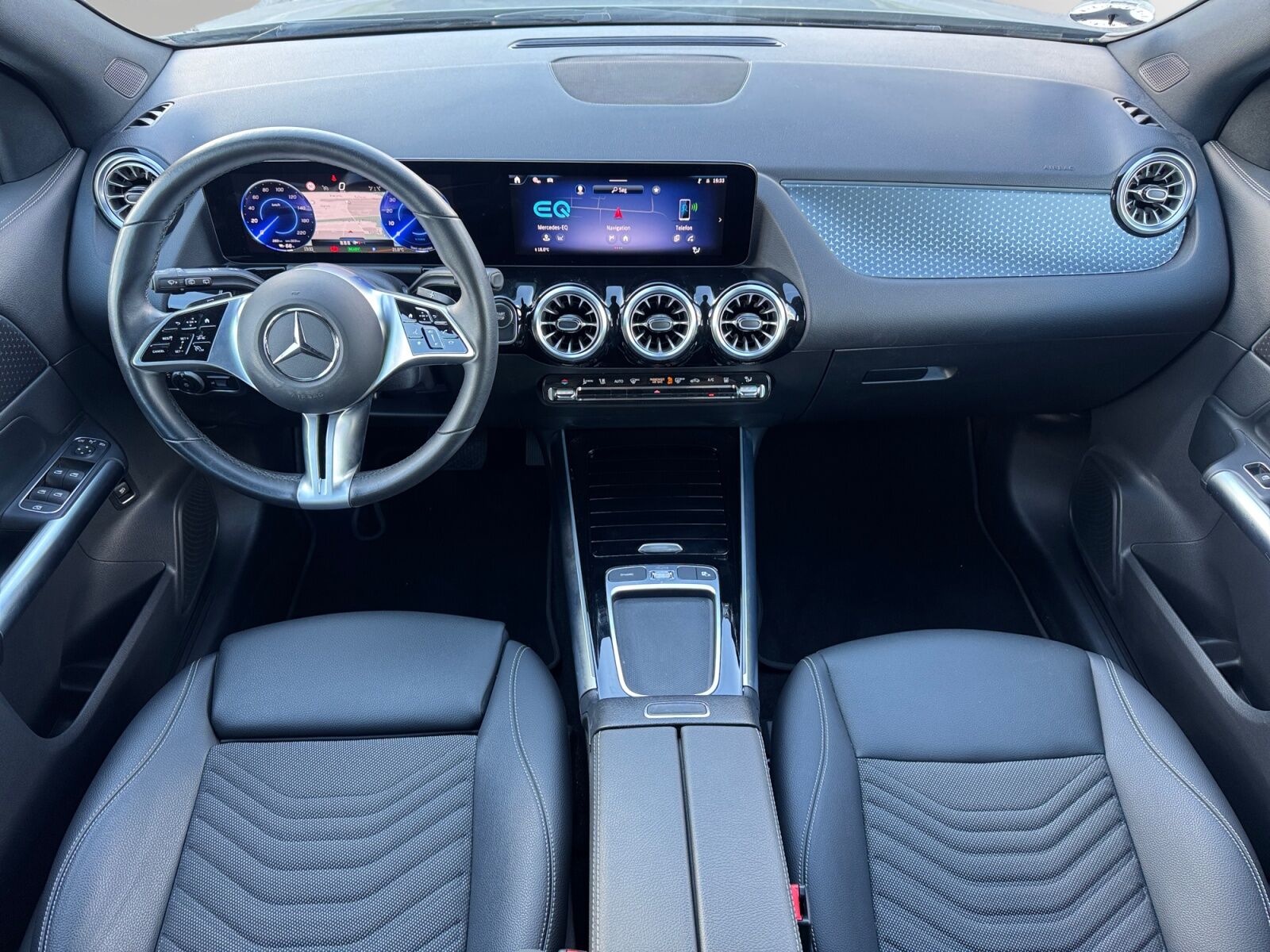 Billede af Mercedes-Benz EQA 300 EL Progressive 4Matic 228HK 5d Aut.