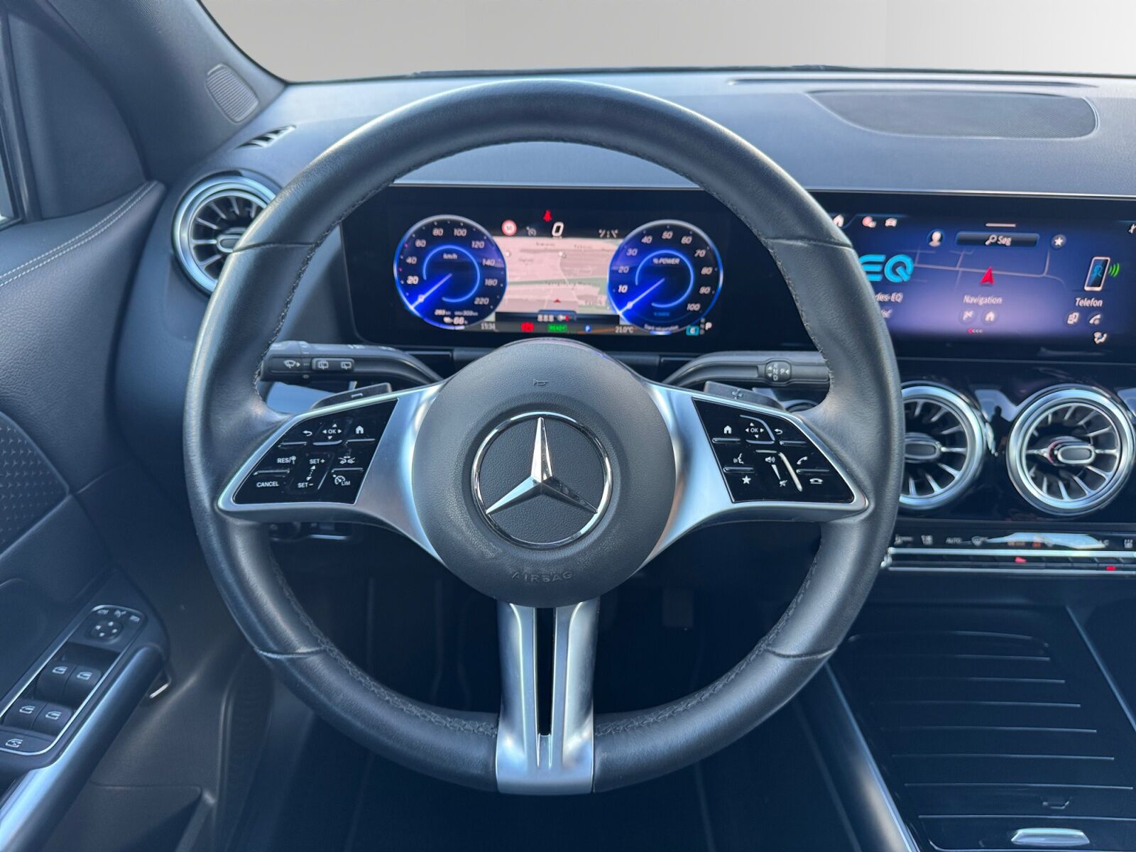 Billede af Mercedes-Benz EQA 300 EL Progressive 4Matic 228HK 5d Aut.