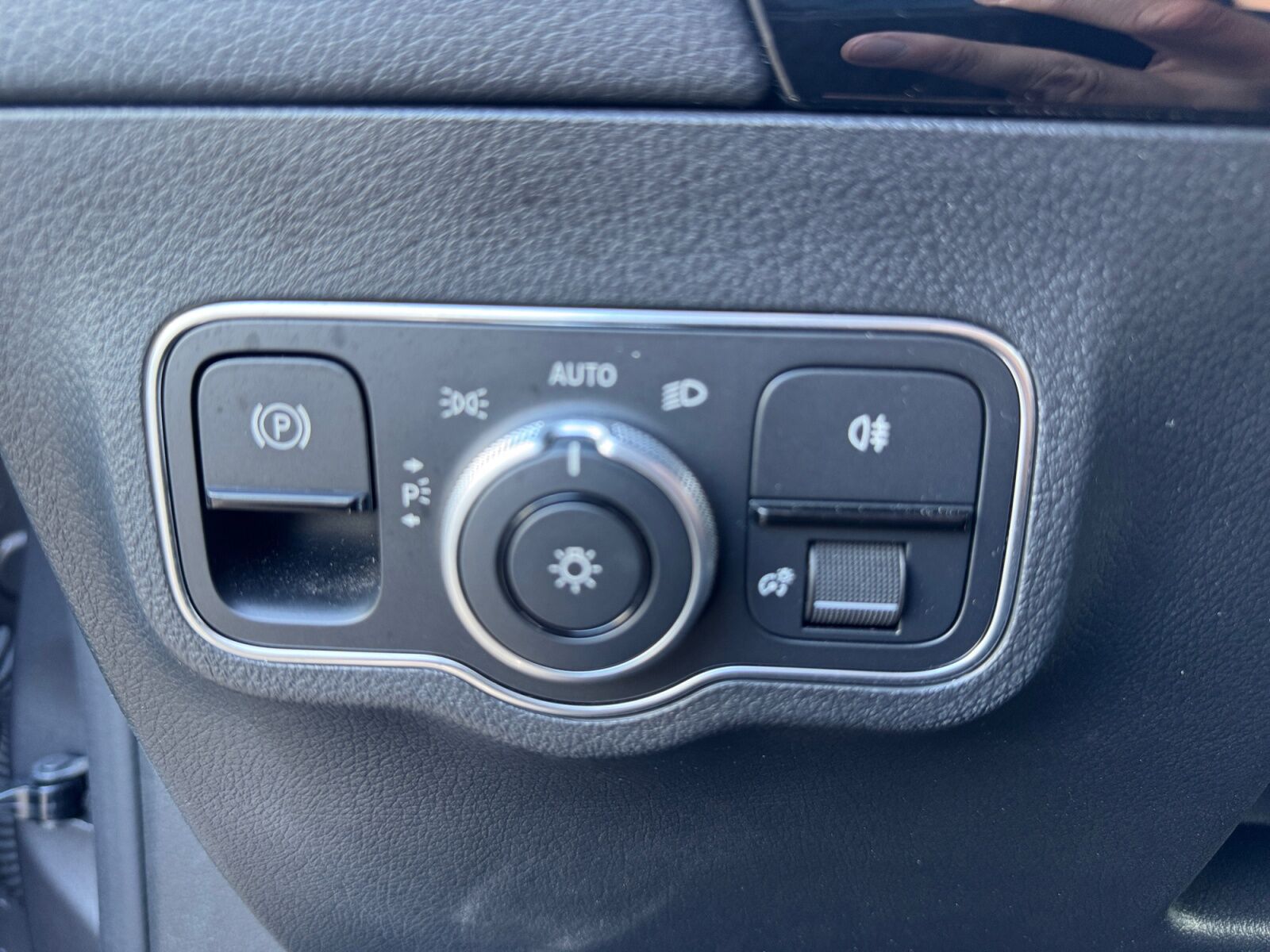 Billede af Mercedes-Benz EQA 300 EL Progressive 4Matic 228HK 5d Aut.