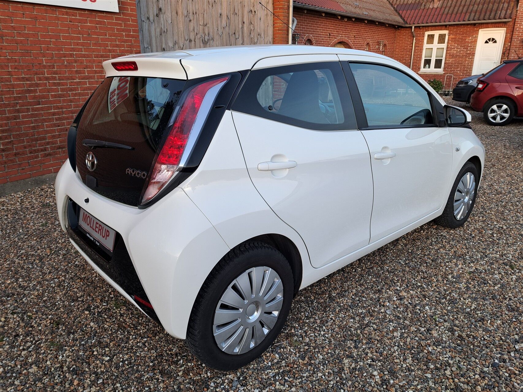 Billede af Toyota Aygo 1,0 VVT-I X-Play + X-Touch 69HK 5d