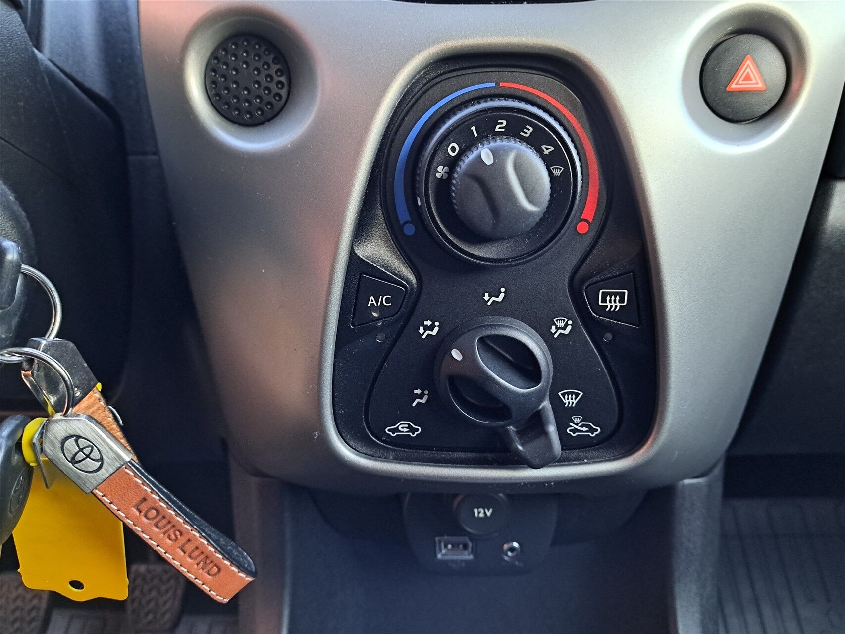 Billede af Toyota Aygo 1,0 VVT-I X-Play + X-Touch 69HK 5d