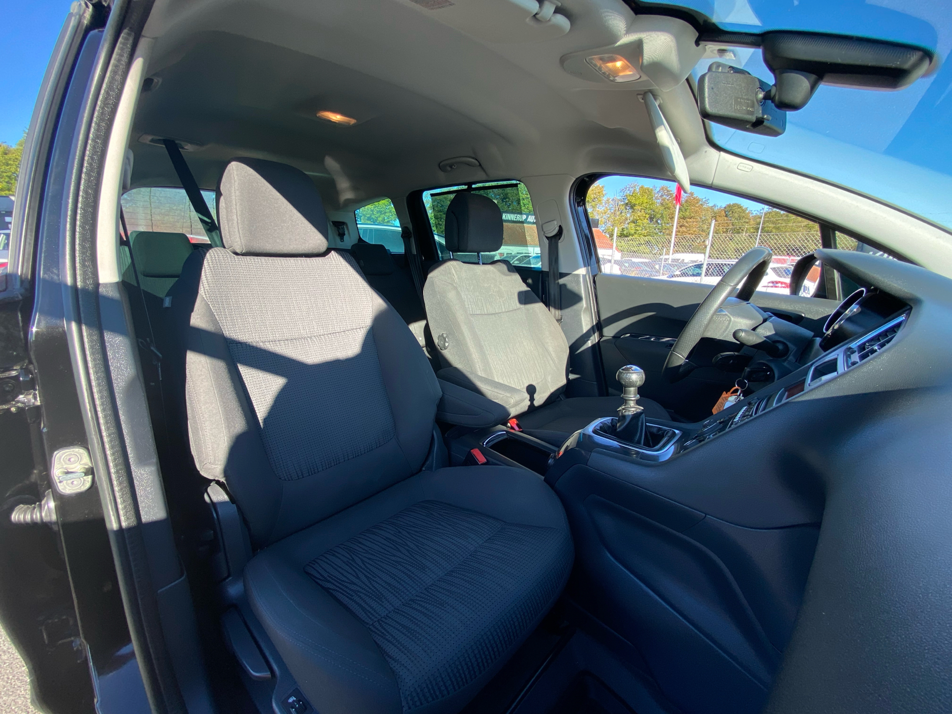 Billede af Peugeot 5008 1,6 HDI Style 114HK