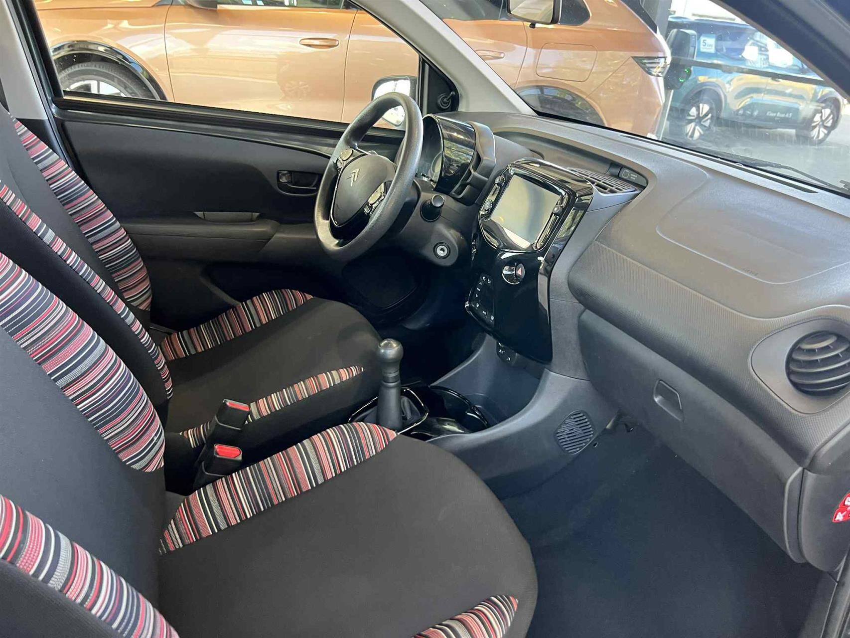 Billede af Citroën C1 1,0 VTi Shine 72HK 5d