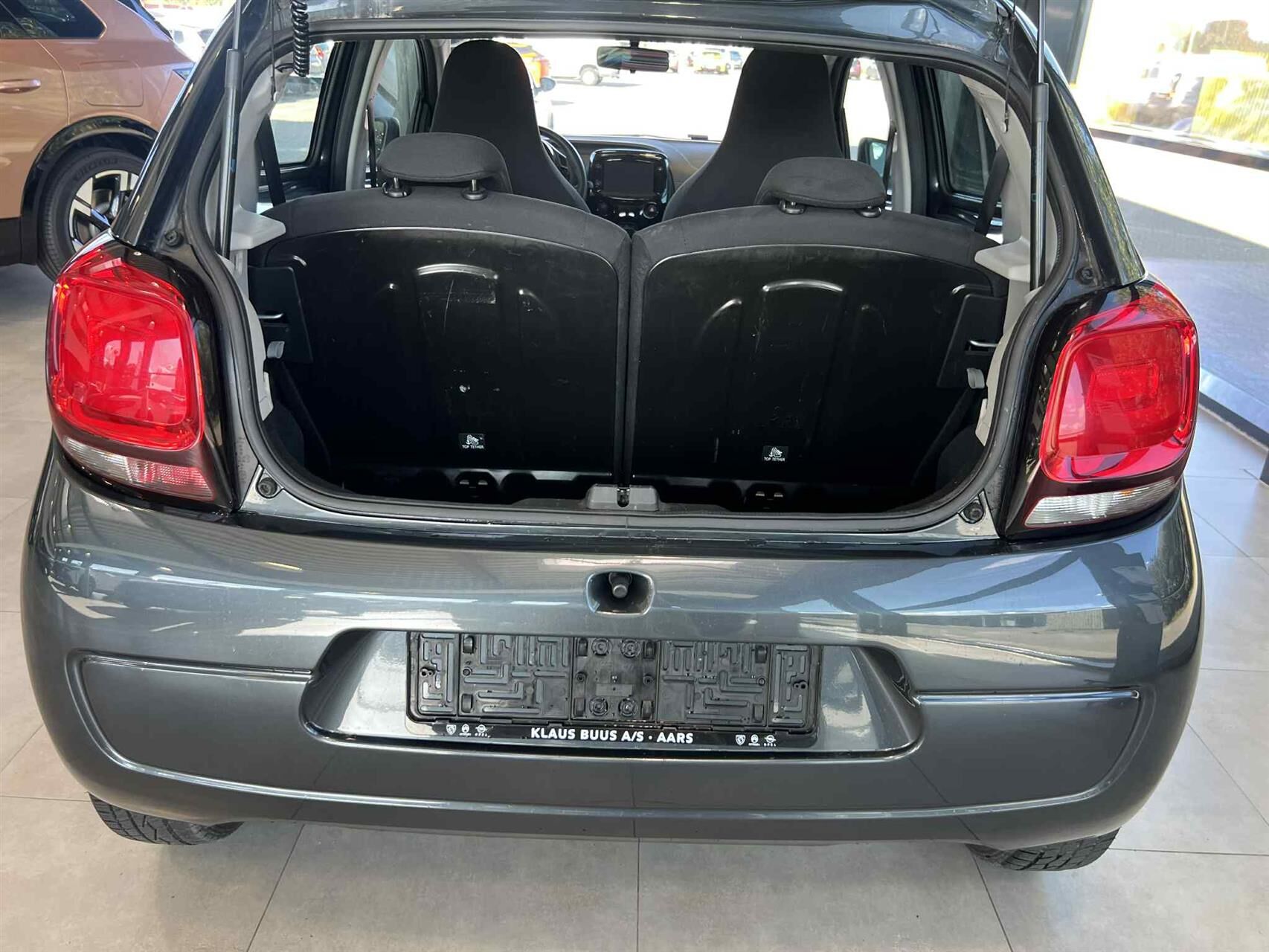 Billede af Citroën C1 1,0 VTi Shine 72HK 5d