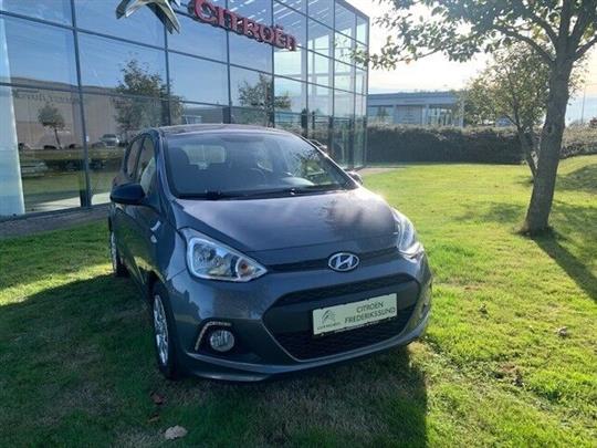 Hyundai i10 1,0 Go Sport 66HK 5d