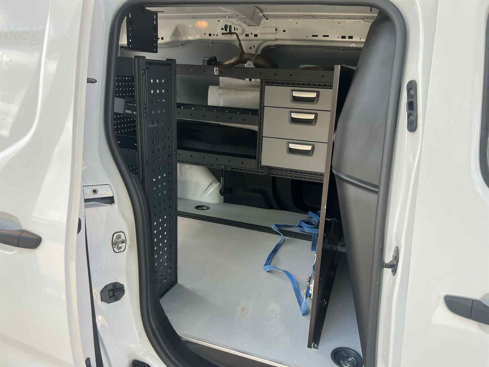 Billede af Opel Combo L2V2 1,5 D Essentia 102HK Van 6g